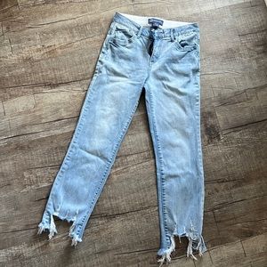 LIKE NEW DEMOCRACY “AB”SOLUTION RAW HEM LIGHT DENIM